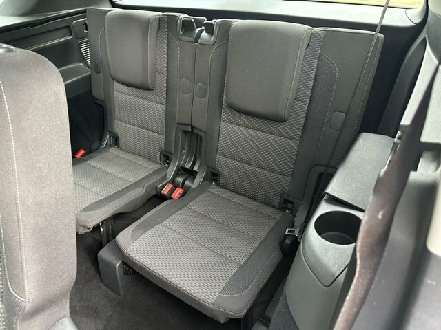 Volkswagen Touran Sel Black #10