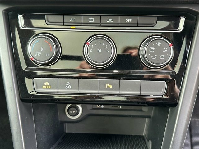 Volkswagen Touran Sel Black #21