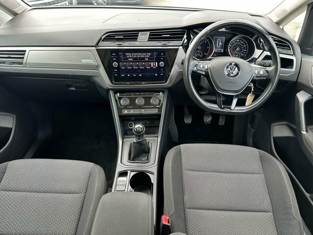 Volkswagen Touran 1.6 Tdi Se Family Mpv Euro 6 S Black #3