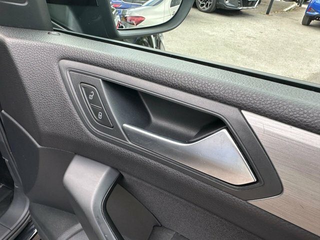 Volkswagen Touran Sel Black #33