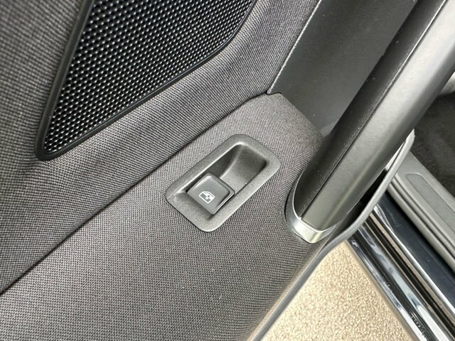 Volkswagen Touran Sel Black #35