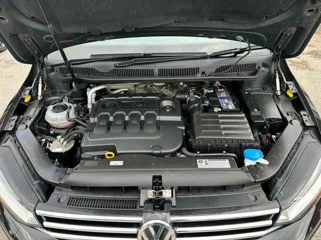 Volkswagen Touran Sel Black #45