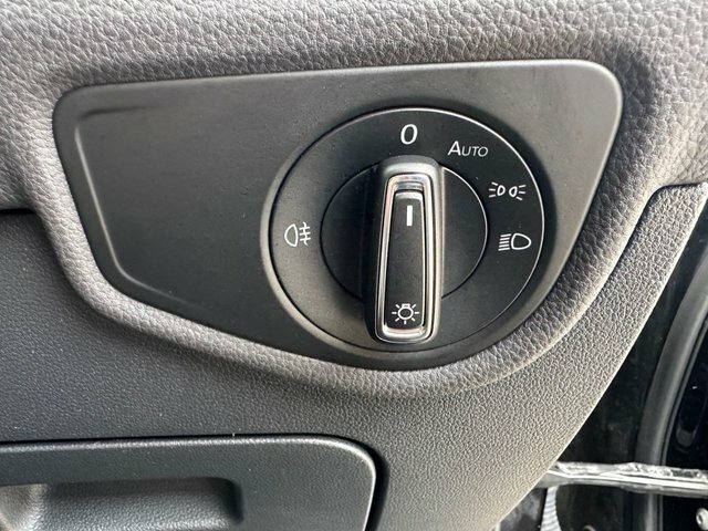 Volkswagen Touran Sel Black #30