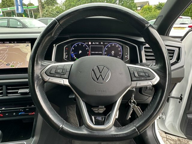 Volkswagen Taigo Suv White #28