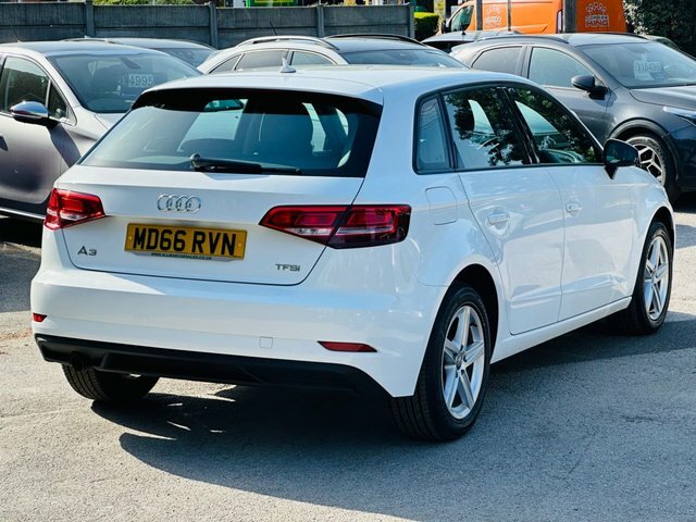 Audi A3 1.0 Tfsi Se Sportback Euro 6 S White #4