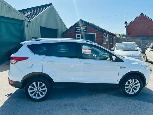 Ford Kuga 2.0 Tdci Titanium Suv Powershift Awd Eu White #5