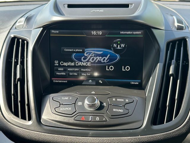 Ford Kuga 2.0 Tdci Titanium Suv Powershift Awd Eu White #3