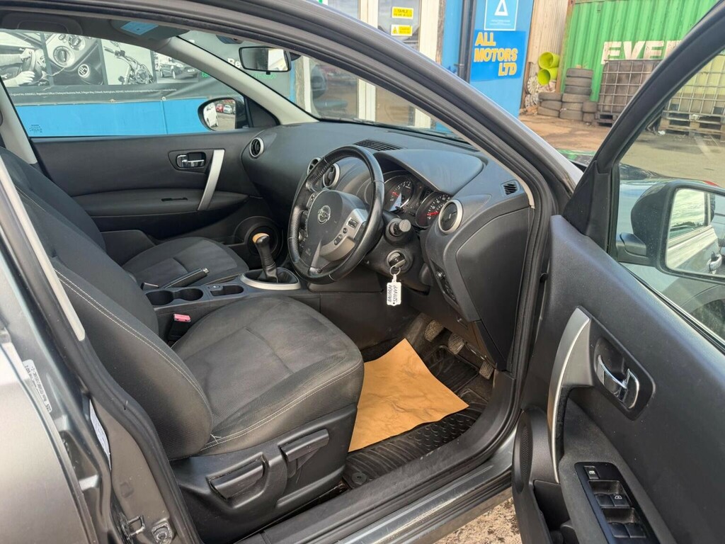 Nissan Qashqai Acenta Dci 110 Silver #24