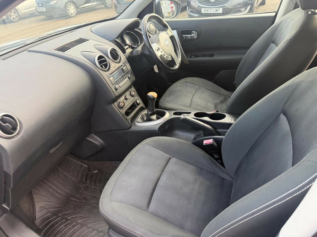 Nissan Qashqai Acenta Dci 110 Silver #21