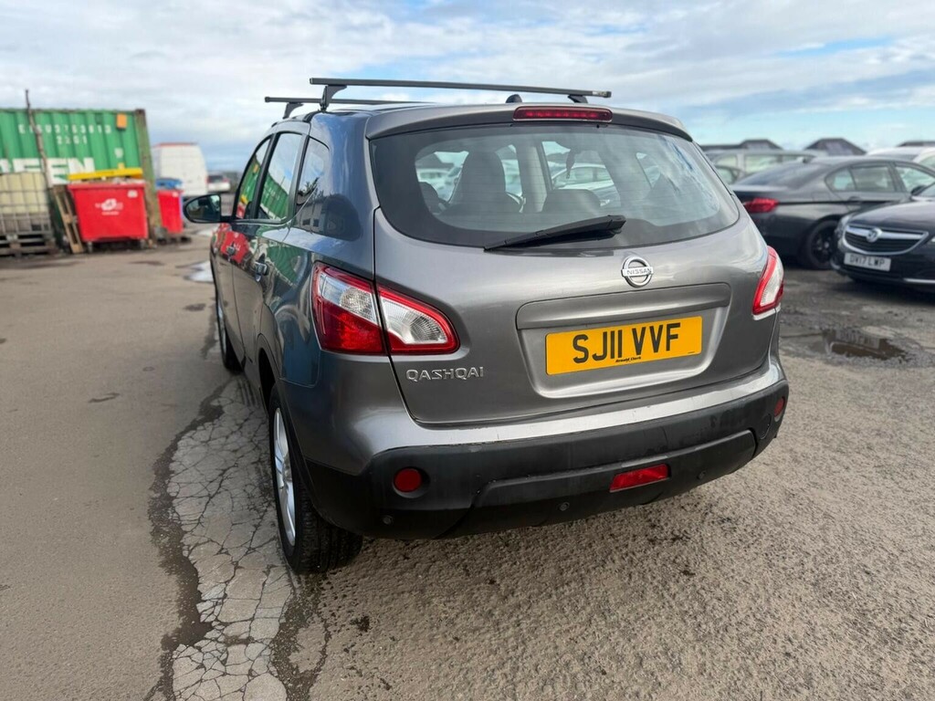Nissan Qashqai Acenta Dci 110 Silver #9