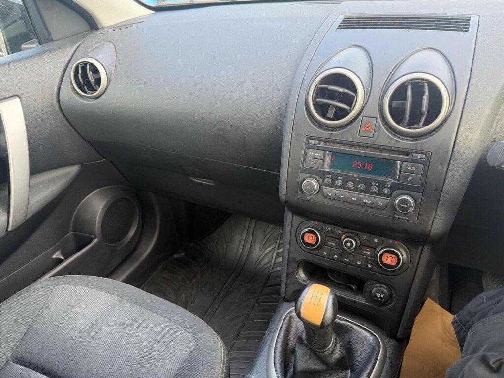 Nissan Qashqai Acenta Dci 110 Silver #31