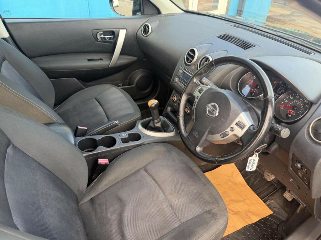 Nissan Qashqai Acenta Dci 110 Silver #26