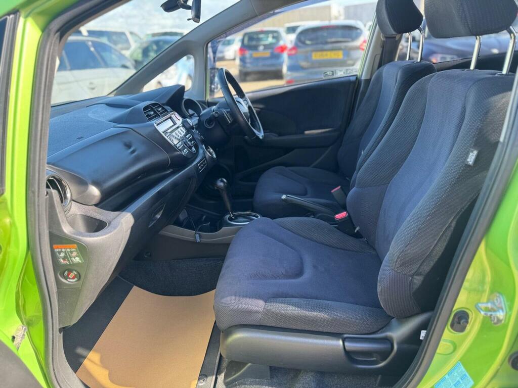 Honda Jazz Honda Jazz 1.4 I-vtec Es #40