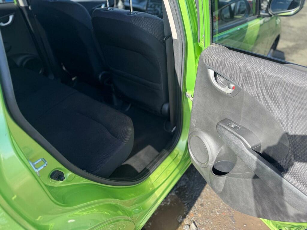 Honda Jazz Honda Jazz 1.4 I-vtec Es #30