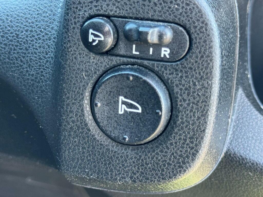 Honda Jazz Honda Jazz 1.4 I-vtec Es #26