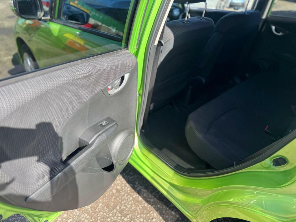 Honda Jazz Honda Jazz 1.4 I-vtec Es #29