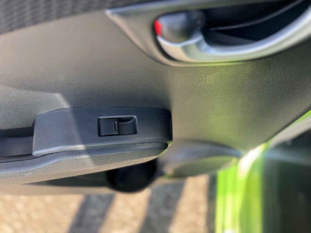 Honda Jazz Honda Jazz 1.4 I-vtec Es #31