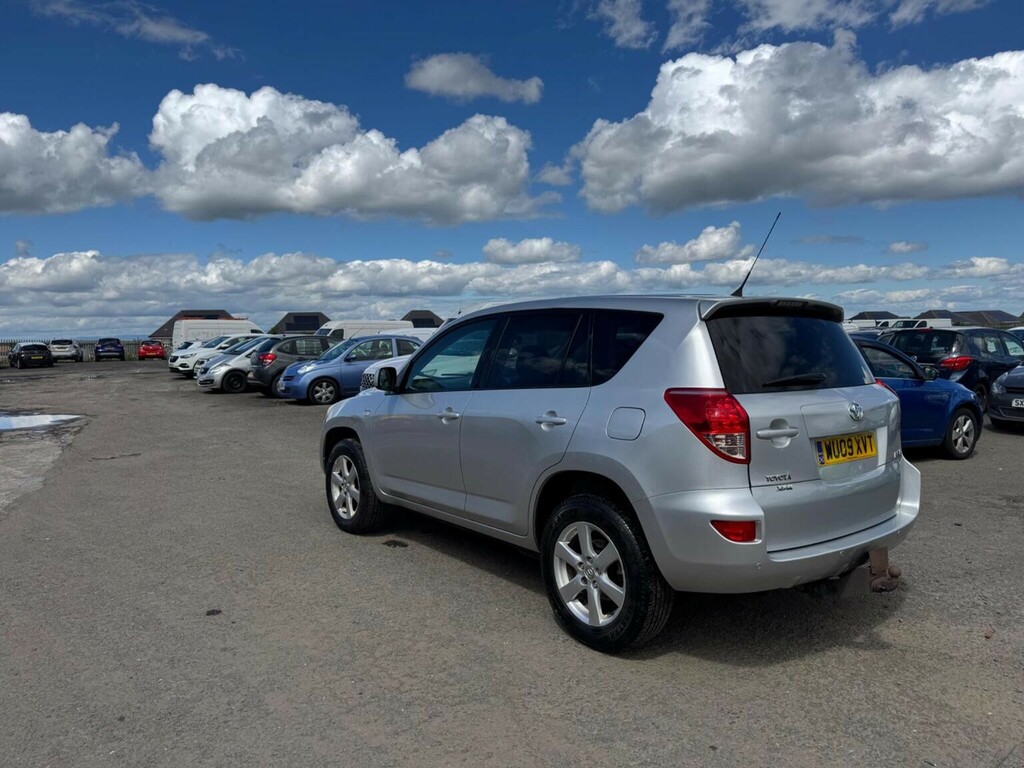 Toyota Rav 4 2.2 D-4d Xt-r 4Wd Silver #4