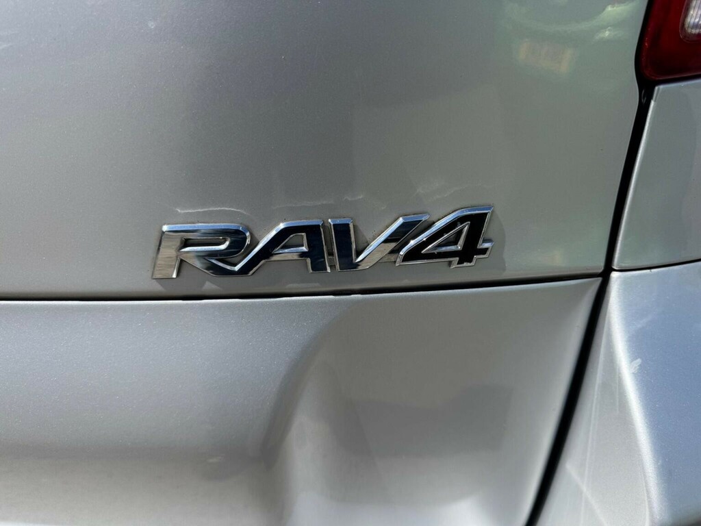 Toyota Rav 4 2.2 D-4d Sr 180 4Wd Black #44