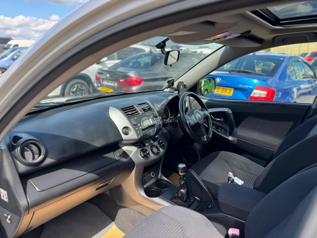 Toyota Rav 4 2.2 D-4d Sr 180 4Wd Black #12