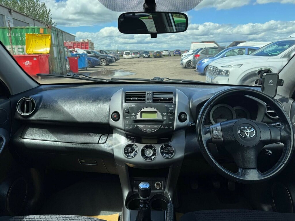 Toyota Rav 4 2.2 D-4d Sr 180 4Wd Black #14