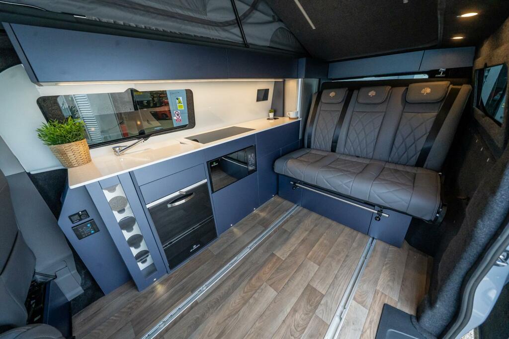 Volkswagen Campervan Lwb Dsg Campervan With Tailgate, Led Lights, Rever Grey #2