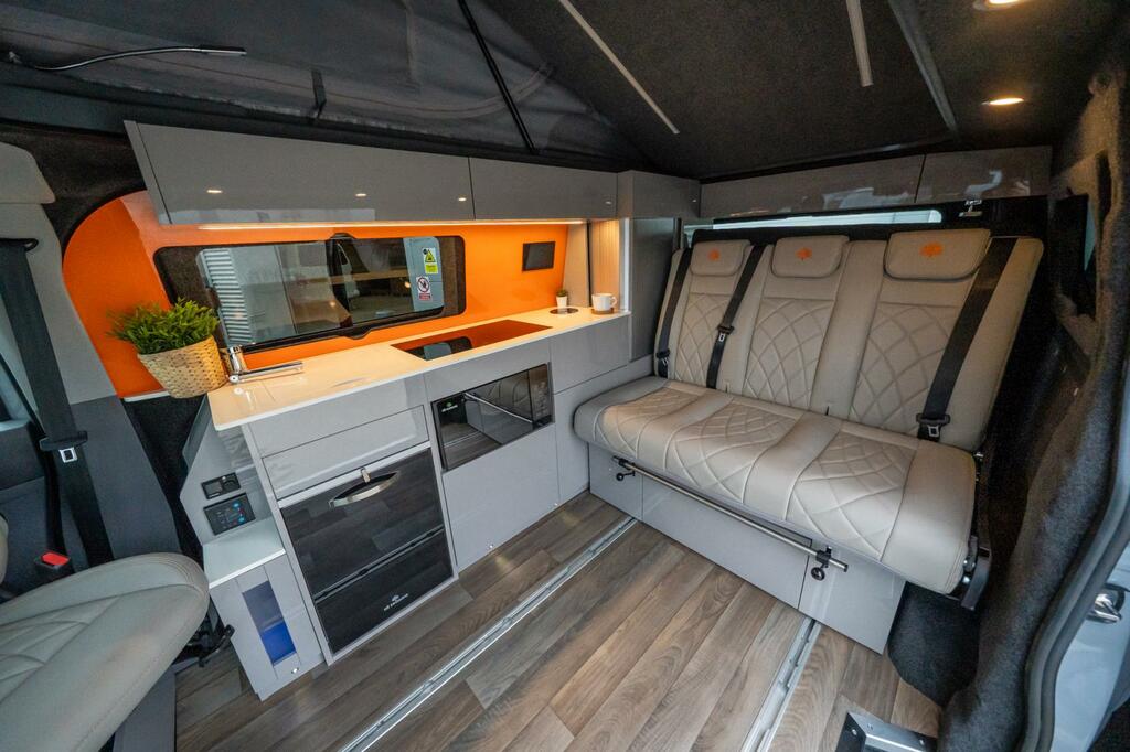 Volkswagen Campervan Swb Campervan With Reversing Camera, Heated Red #10