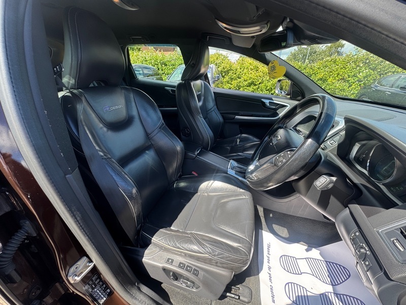 Volvo XC60 R-design D4 #12