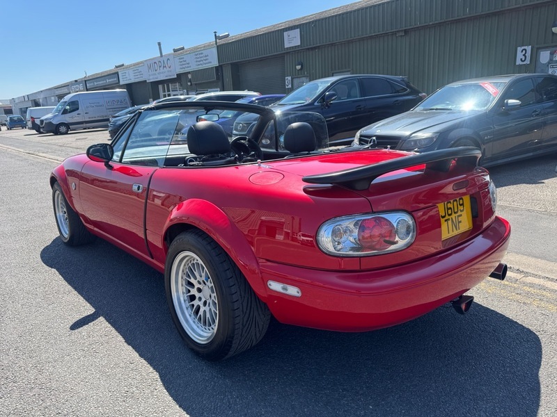 Mazda MX-5 V8 Conversion Red #6