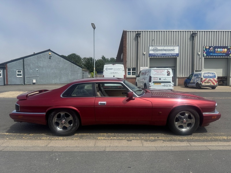 Jaguar XJS 4.0 Red #4