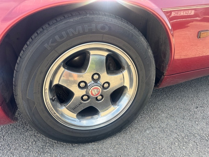 Jaguar XJS 4L Null Red #18