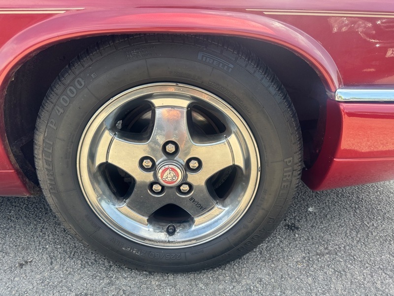 Jaguar XJS 4L Null Red #17