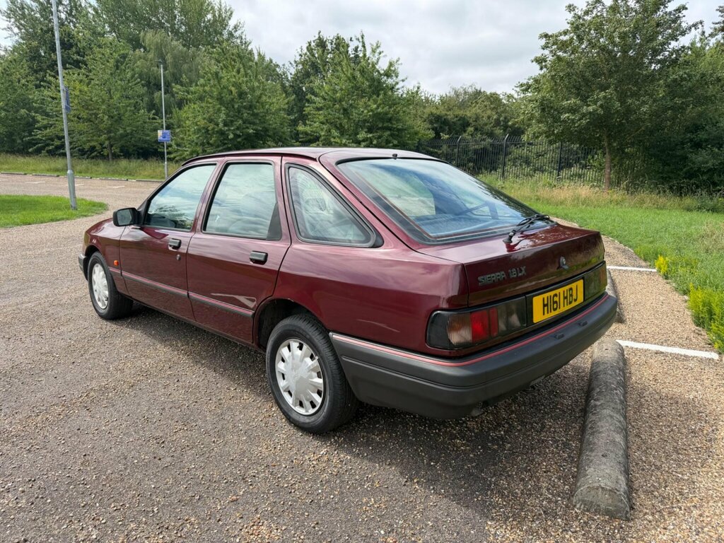 Ford Sierra 1.8 LX Hatchback 89 Bhp Red #5