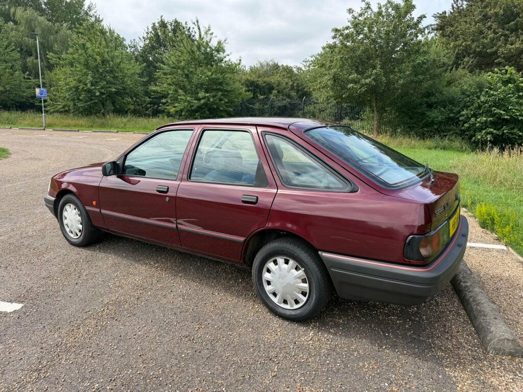 Ford Sierra 1.8 LX Hatchback 89 Bhp Red #4