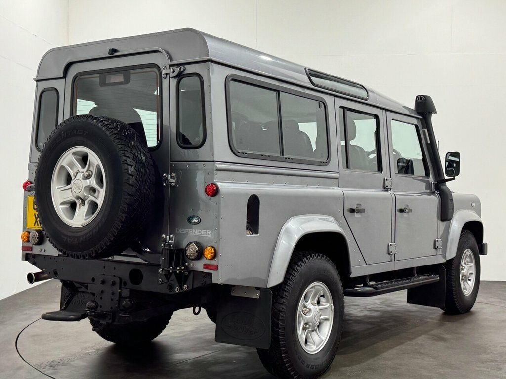 Land Rover Defender Td County Station Wagon Green #3