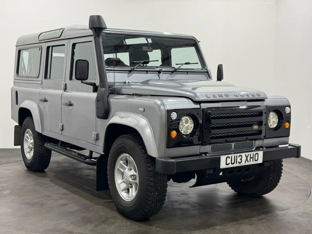 Land Rover Defender Td County Station Wagon Green #1