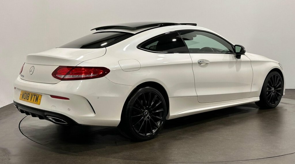 Mercedes-Benz C Class 2.1L Amg Line WO18VTM White #4