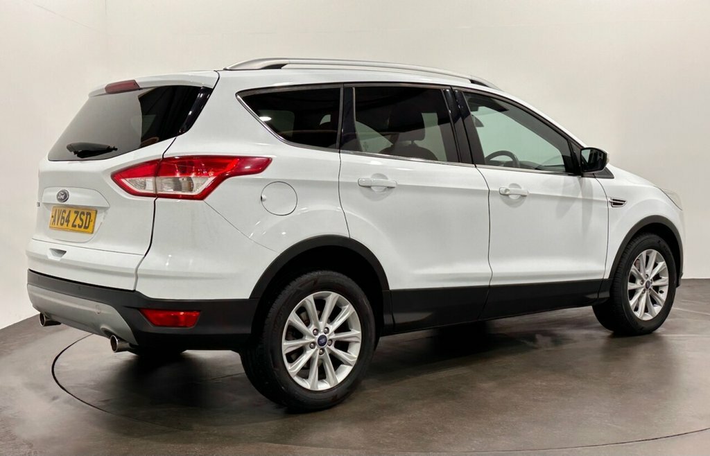 Ford Kuga 2L Titanium AV64ZSD White #4