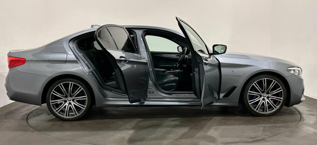 BMW 5 Series 530D Xdrive M Sport Black #30
