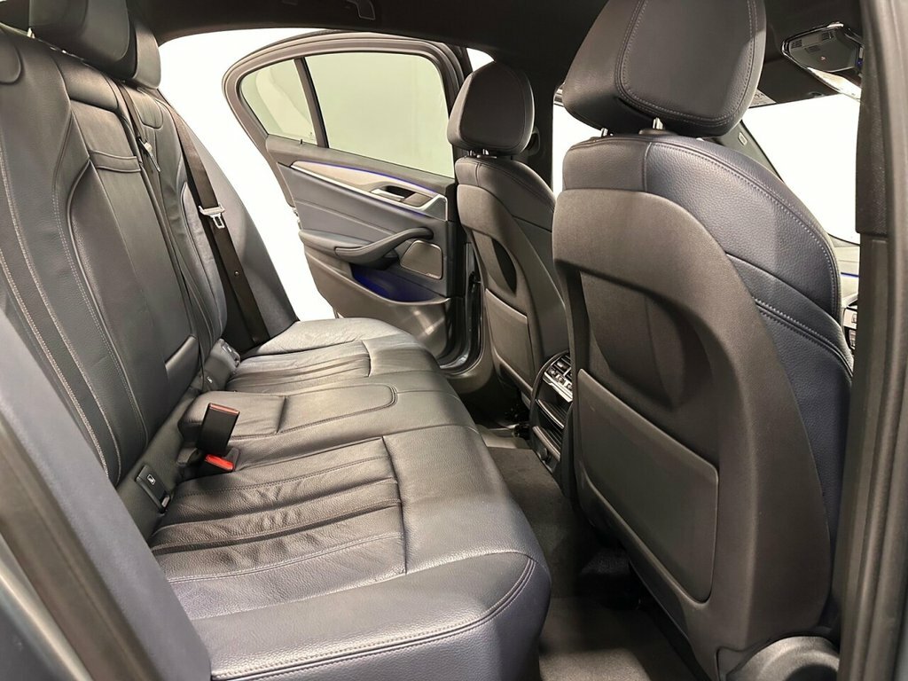 BMW 5 Series 530D Xdrive M Sport Black #22