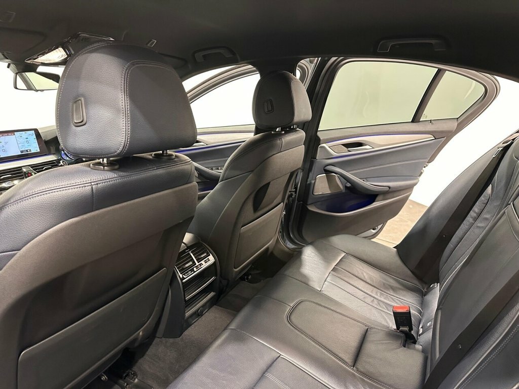 BMW 5 Series 530D Xdrive M Sport Black #26