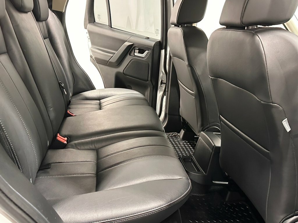 Land Rover Freelander 2 Se Tech Black #16