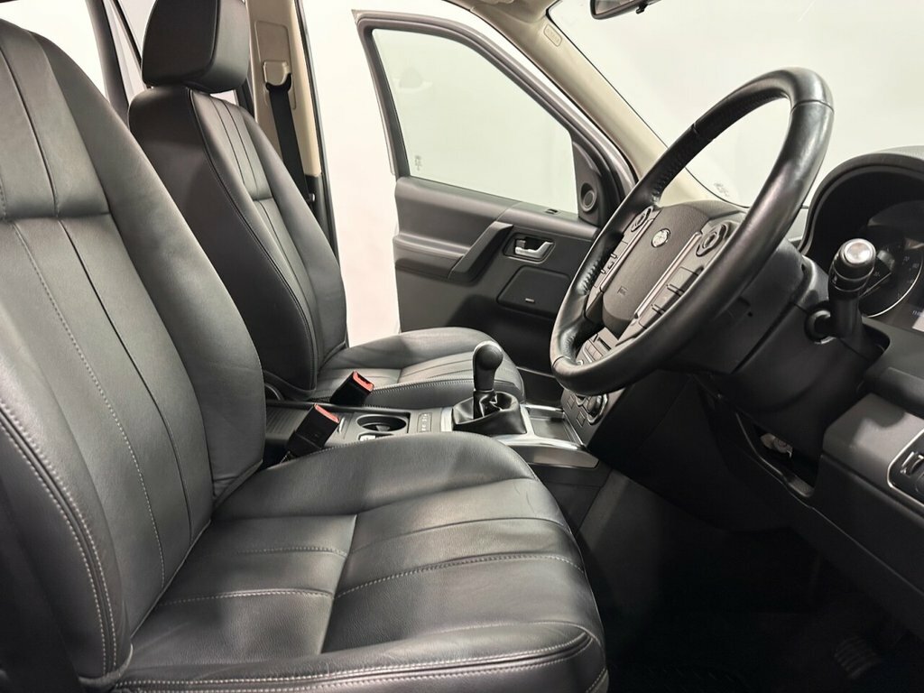 Land Rover Freelander 2 Se Tech Black #14