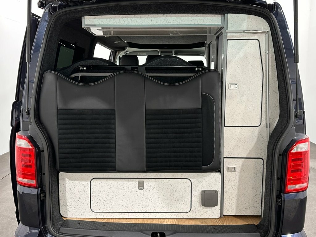 Volkswagen Campervan 2L Trendline White #29