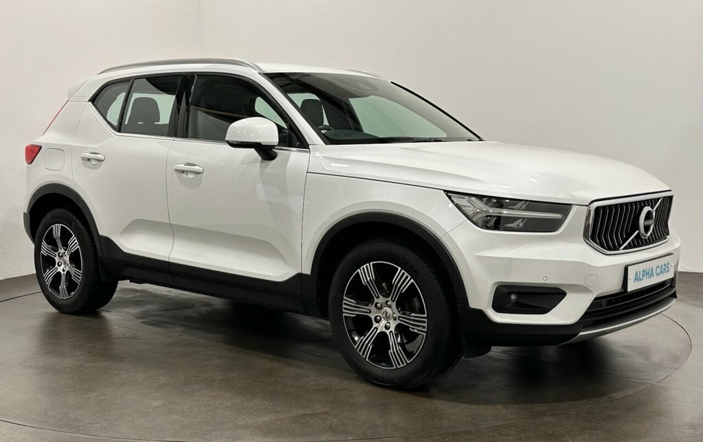 Volvo XC40 1.5L Inscription White
