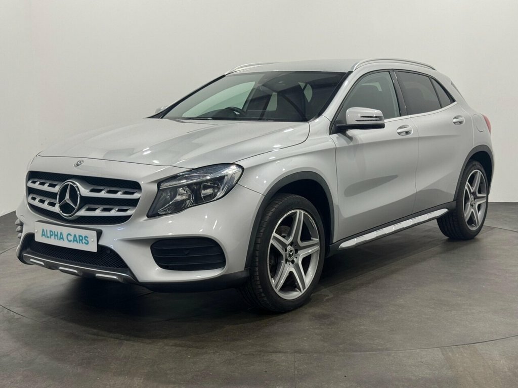 Mercedes-Benz GLA Class 2.1L Amg Line Silver #2