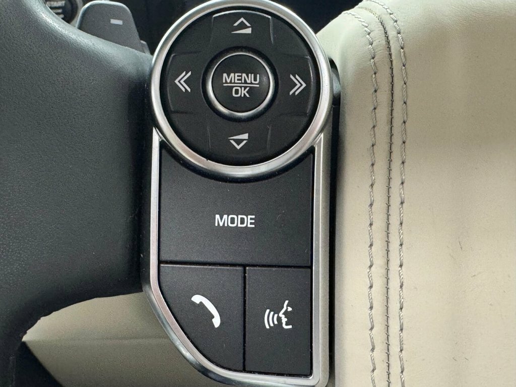 Land Rover Range Rover R-dynamic S White #20