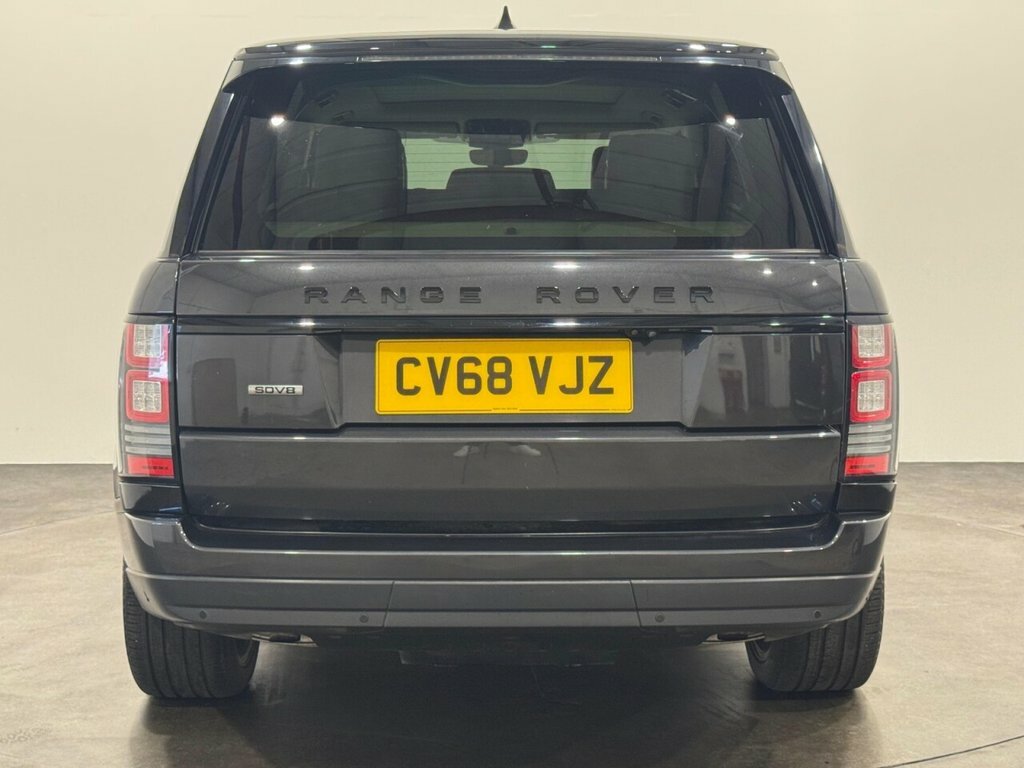Land Rover Range Rover R-dynamic S White #7