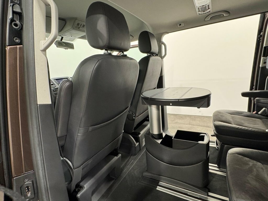 Volkswagen Caravelle 2.0 Bitdi Bluemotion Tech Executive 180 Dsg Beige #22