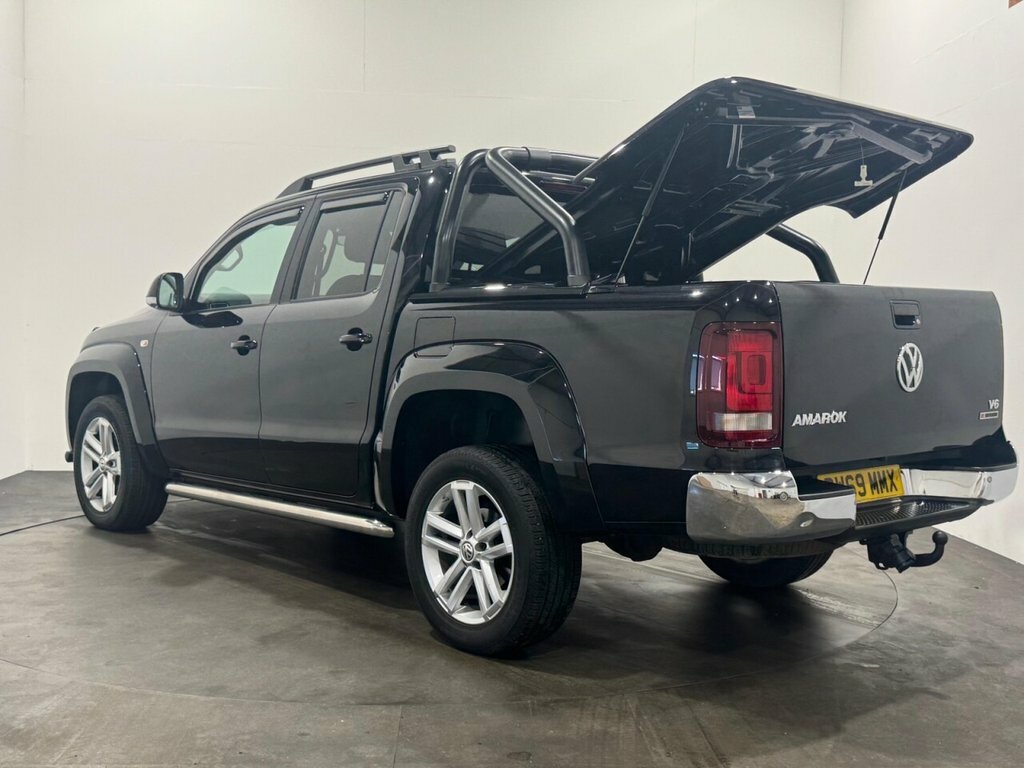 Volkswagen Amarok 3L Highline Black #4